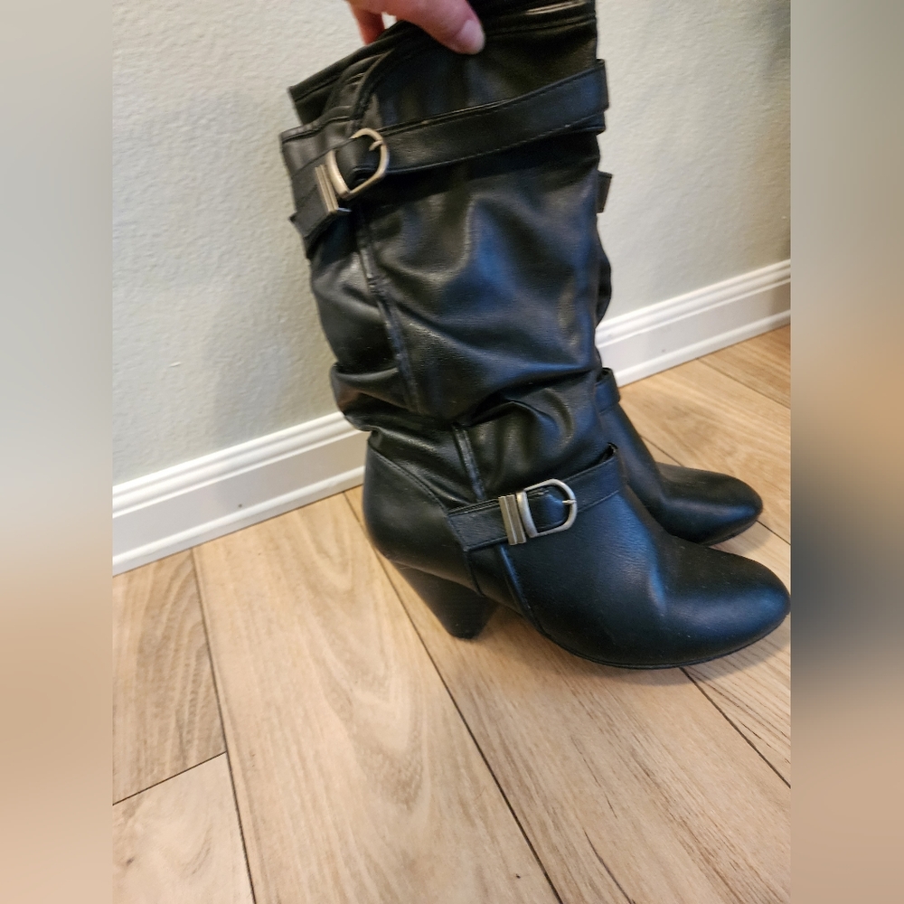 Black women's boots- size 8